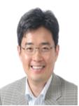 구자춘 사진