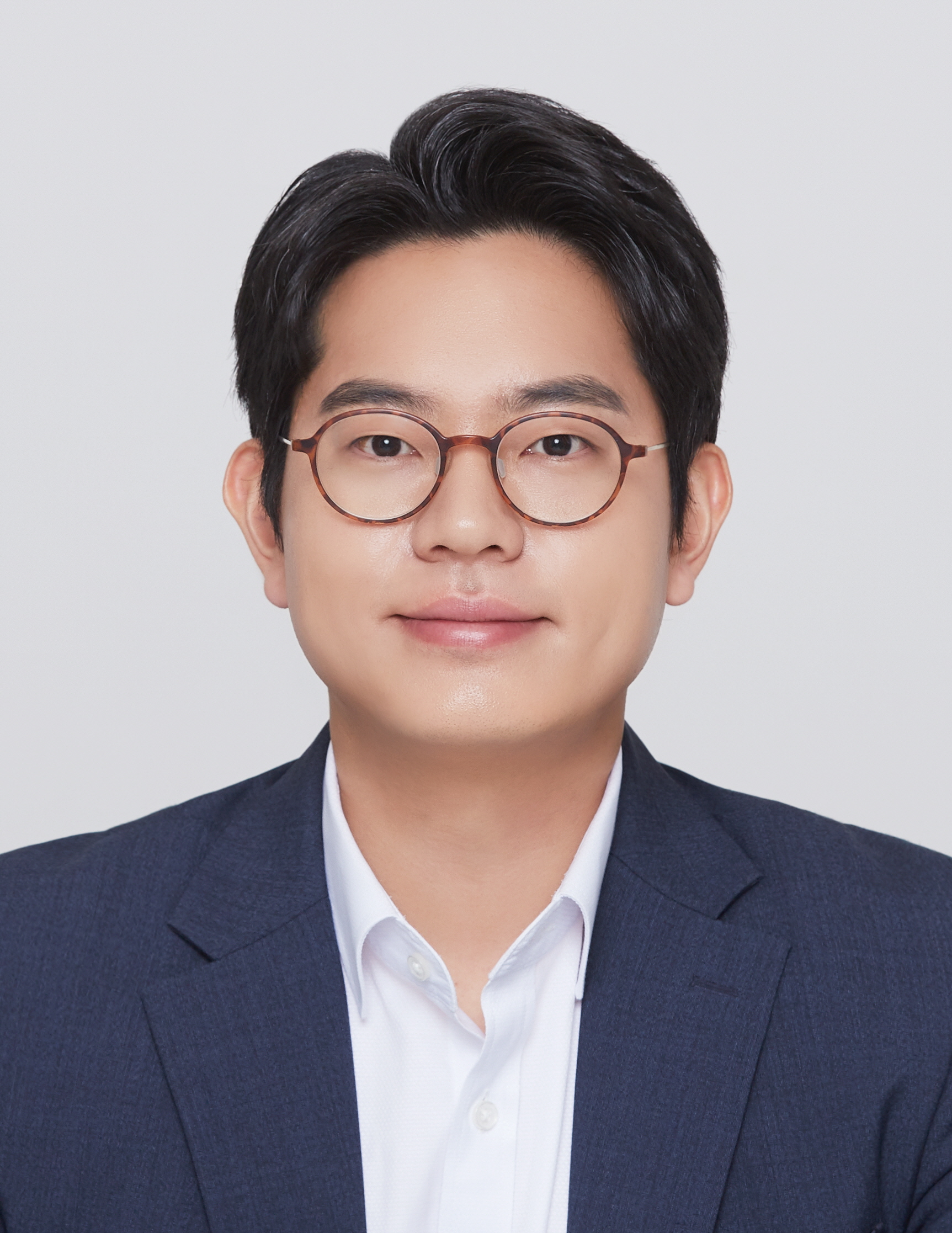민무홍 사진