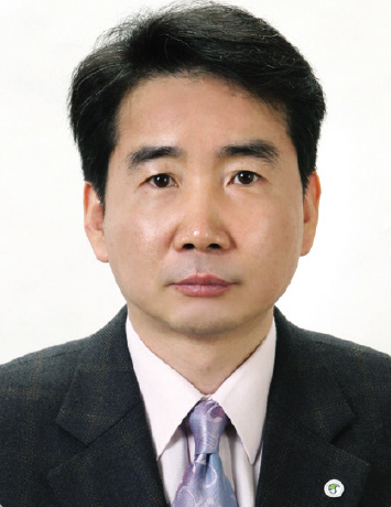 김동욱 사진