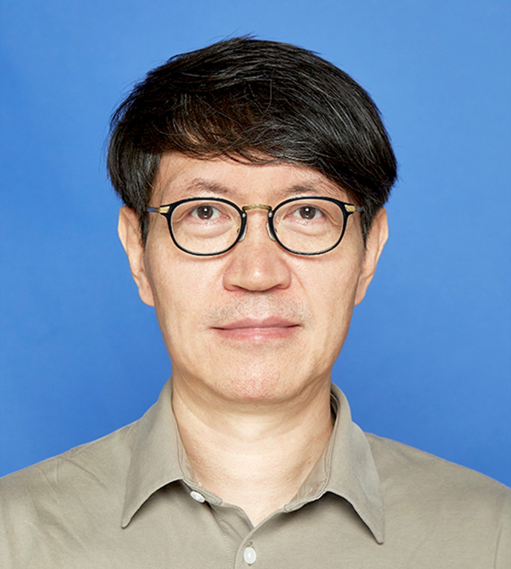 최문택 사진