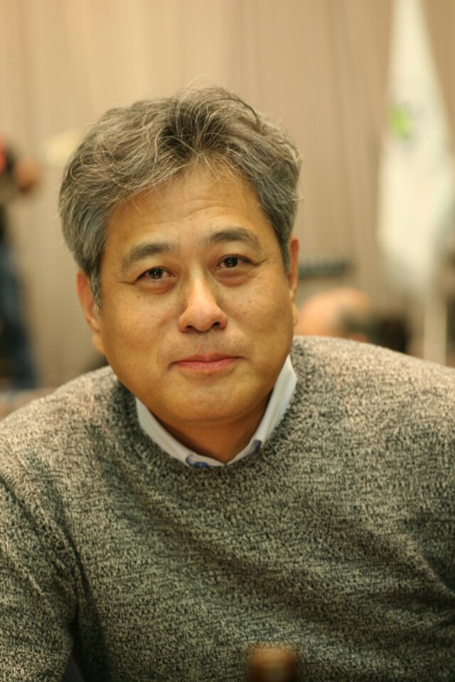 한기형 사진