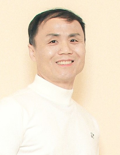 김정용 사진