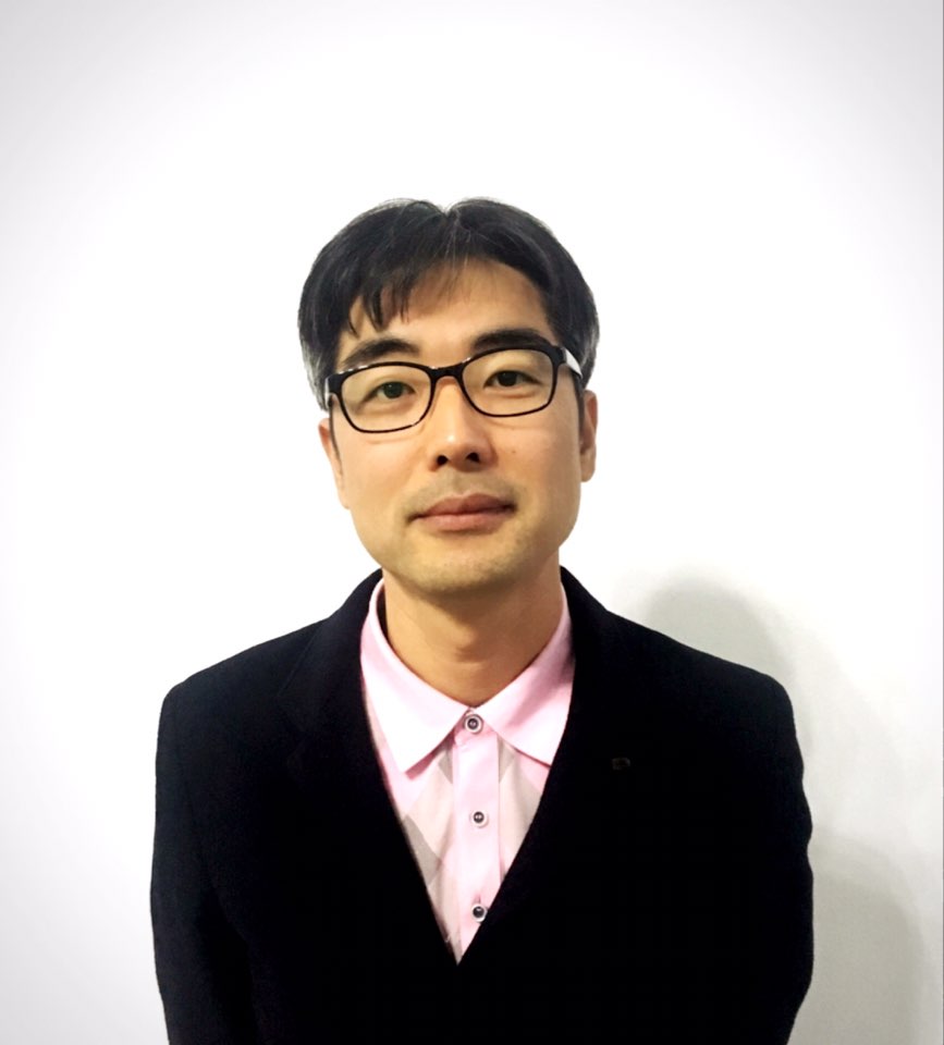 이항석 사진