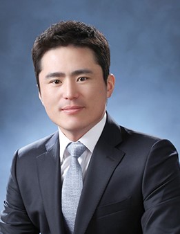안민관 사진