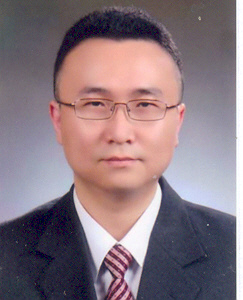 윤상운 사진