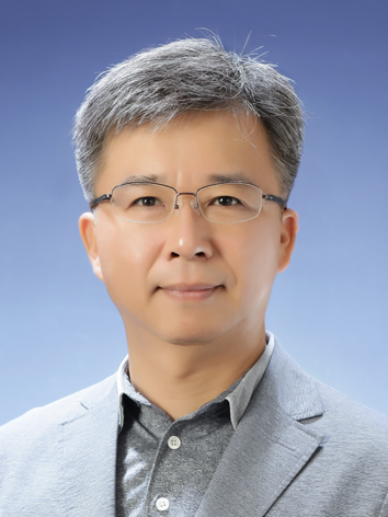 김홍영 사진