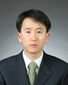 이현일 사진