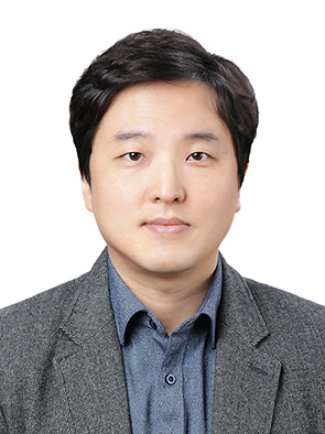 김영훈 사진