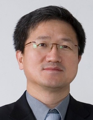 신완선 사진