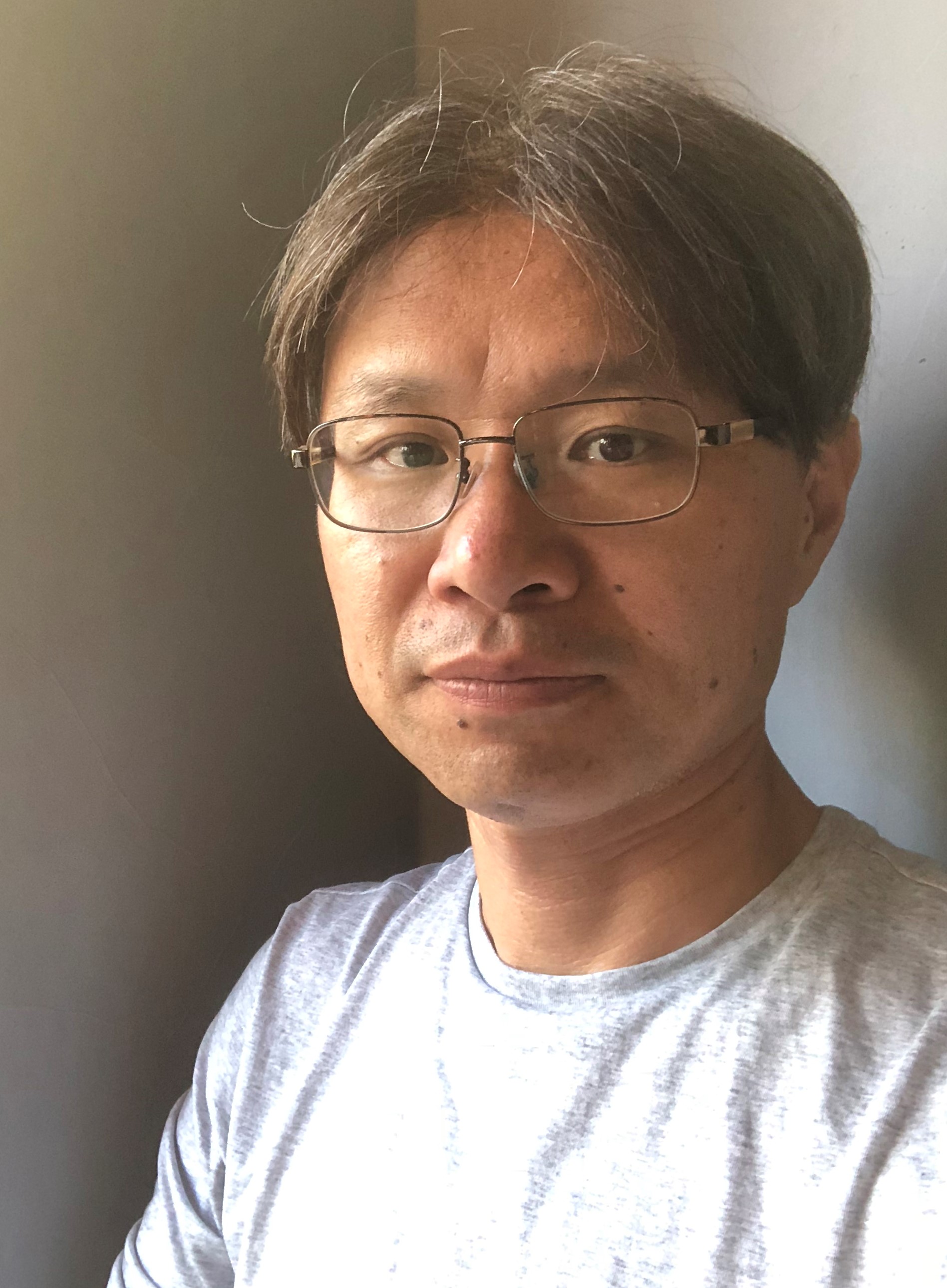 정희창 사진