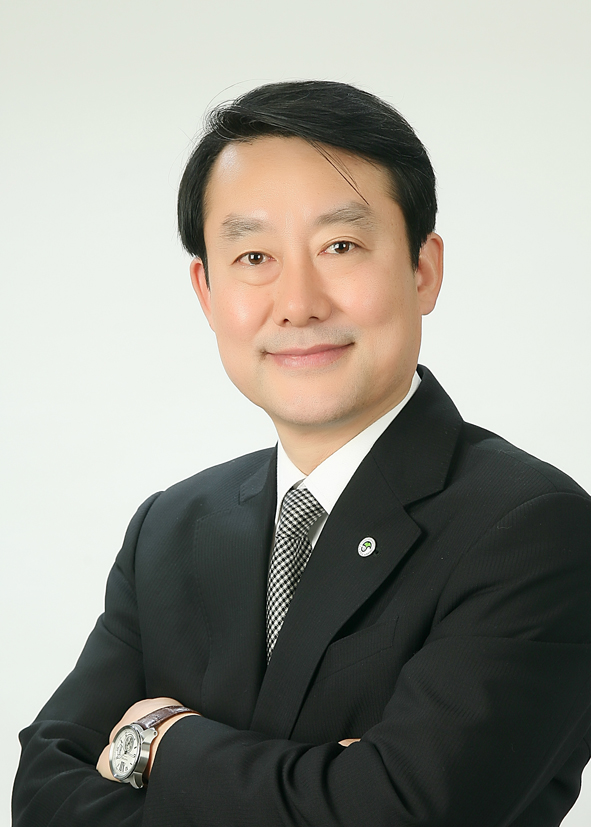 김윤제 사진