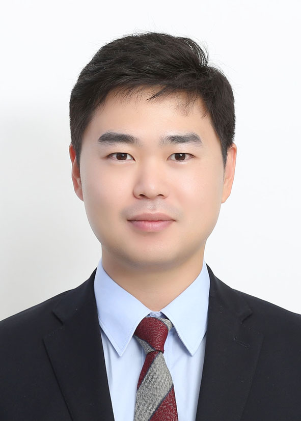 정형모 사진