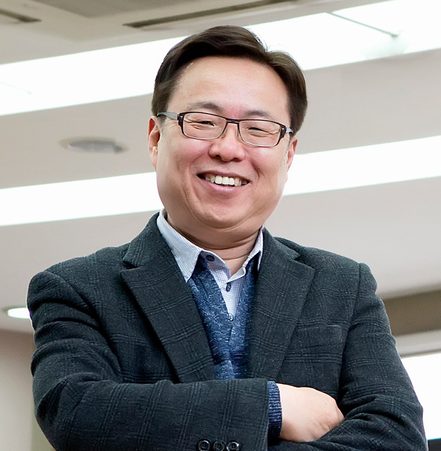 엄영익 사진